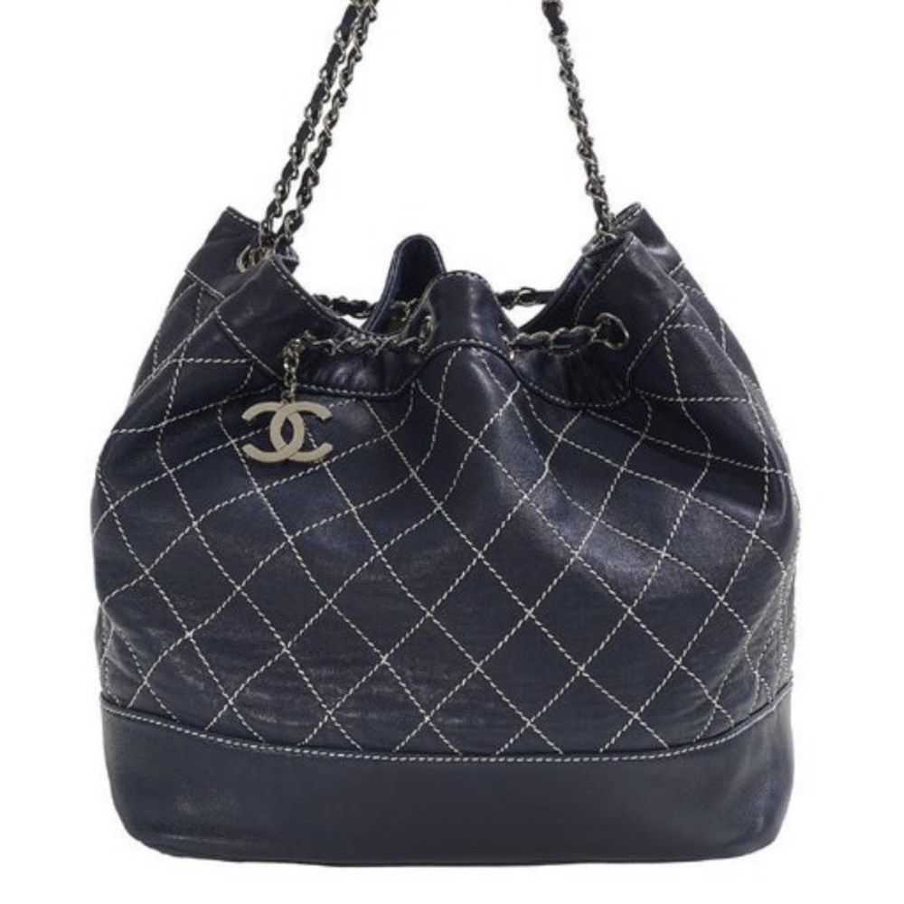 🖤 HP🎉Chanel Bucket Lambskin Bag - Picture 15 of 16